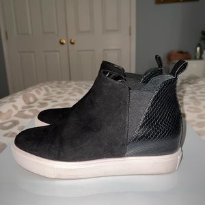 Steve Madden Cayden Black Faux Suede High Top Sneaker